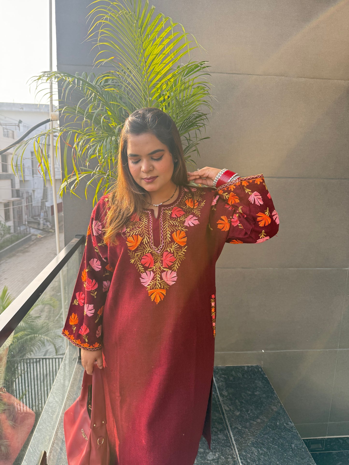 Premium Kashmiri Aari Phiran Kurta