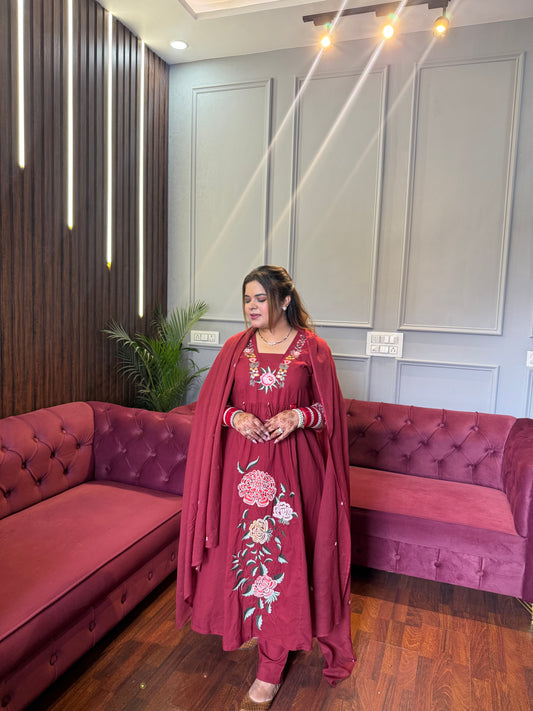 Sia Floral Embroidered Premium Cotton Suit ✨