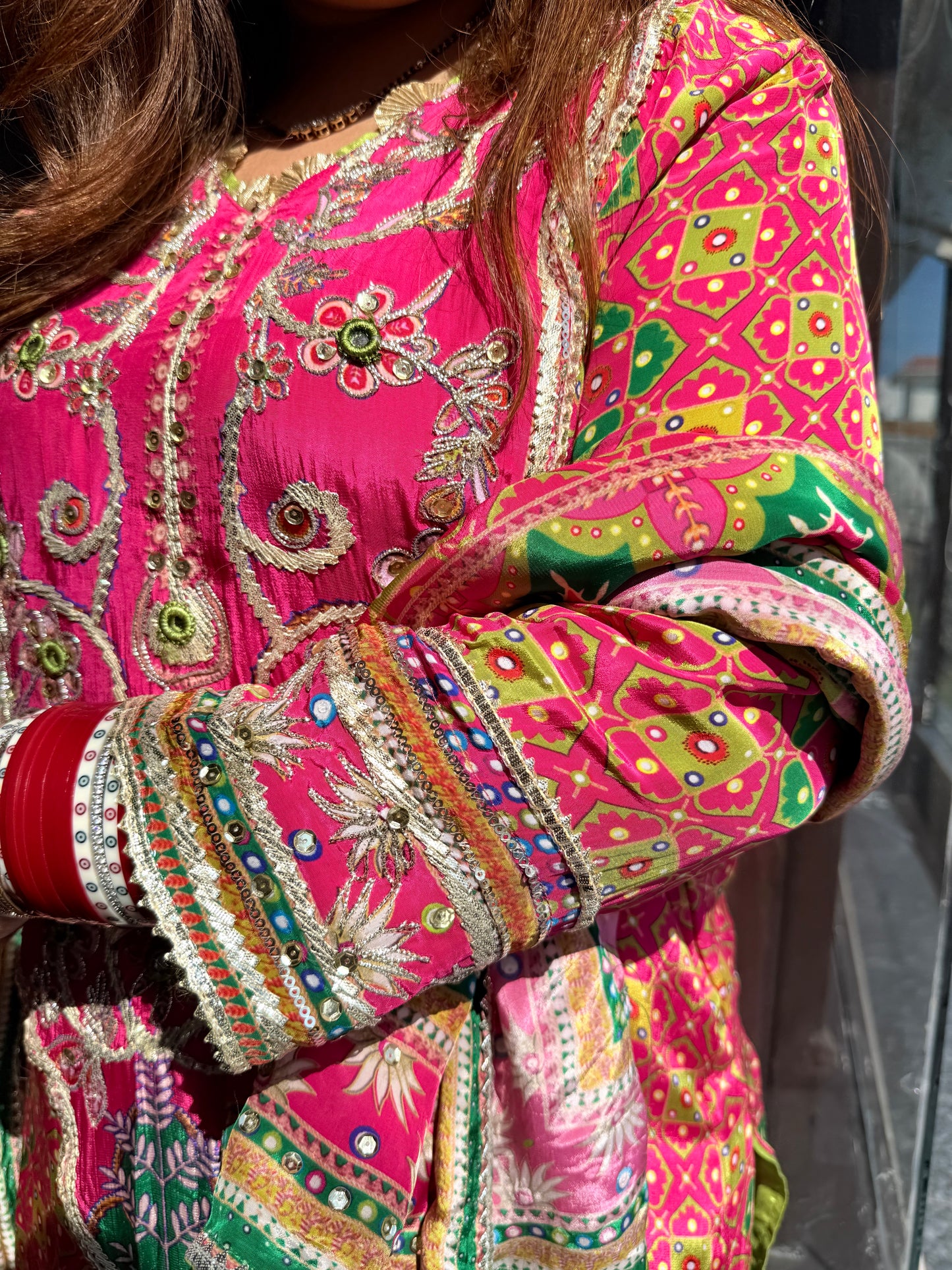 Designer Pure Crepe Pink & Green Farshi Digital Printed Suit with Handwork ✨💕