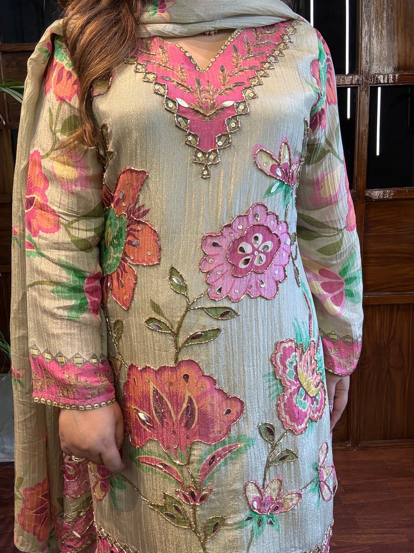 Mehreen A-line Crushed Tissue Suit with Handwork ✨