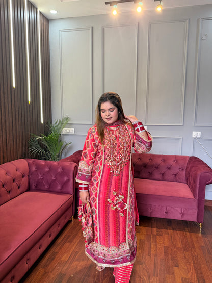 Designer Pure Crepe Best seller Suit With Bag in Coral Pinkish Red✨