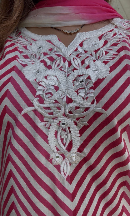 Gulabi cutwork embroidered kurta with farshi salwar & tie & dye Duppata 🌷
