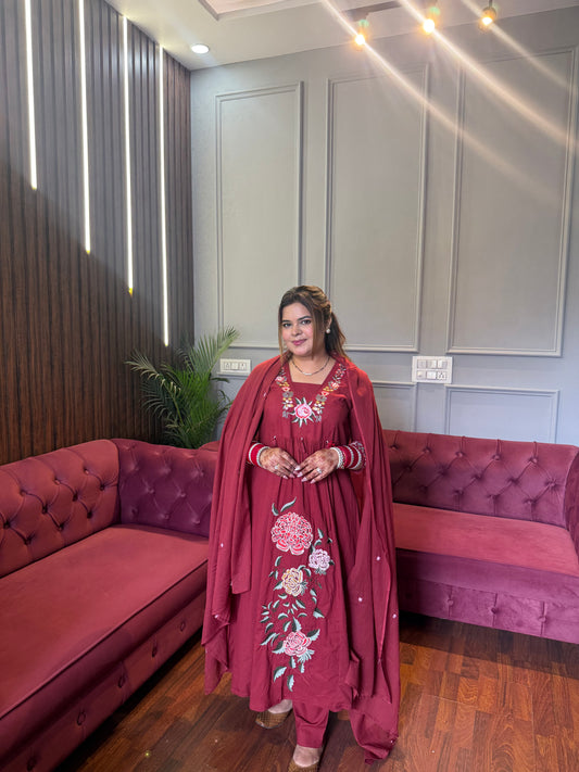 Sia Floral Embroidered Premium Cotton Suit ✨