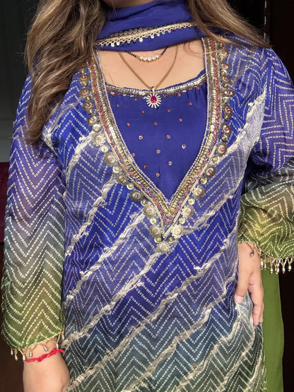 Ombré Pure Organza Handwork Farshi Suit 💙💚