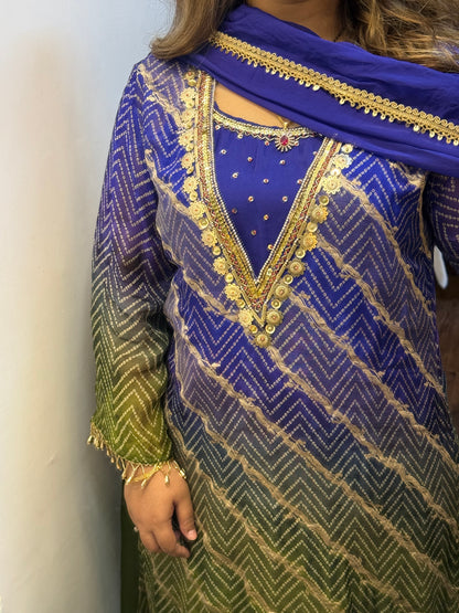 Ombré Pure Organza Handwork Farshi Suit 💙💚