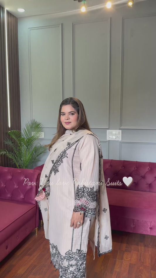 Pakistani Suit with self pants & kota doria duppata with scalping 💌